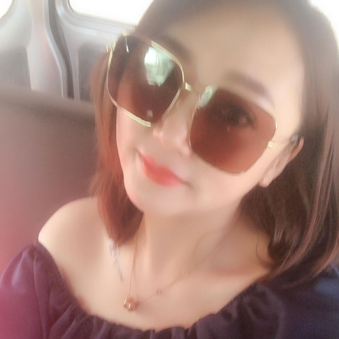 美女