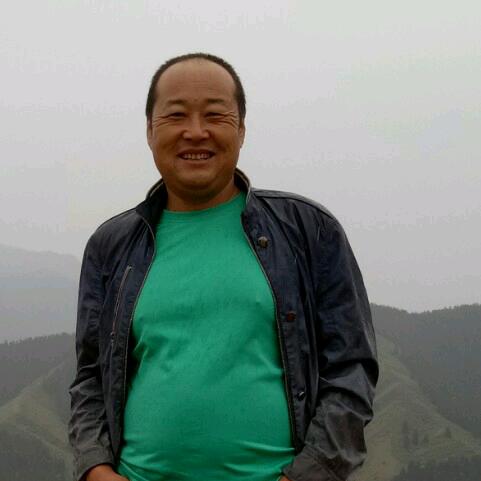 那拉提60—150型轮挖，高空作业车