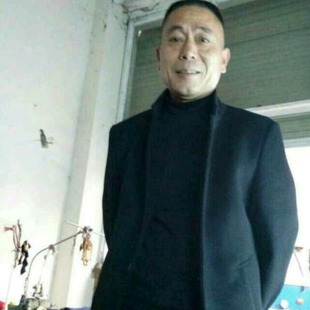 隔壁老王