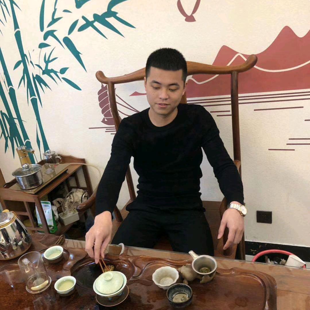 @军