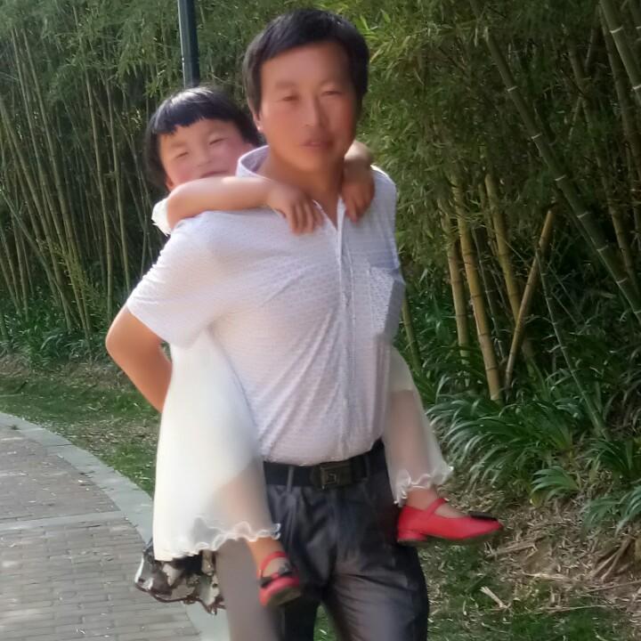 正宗纯苞谷酒