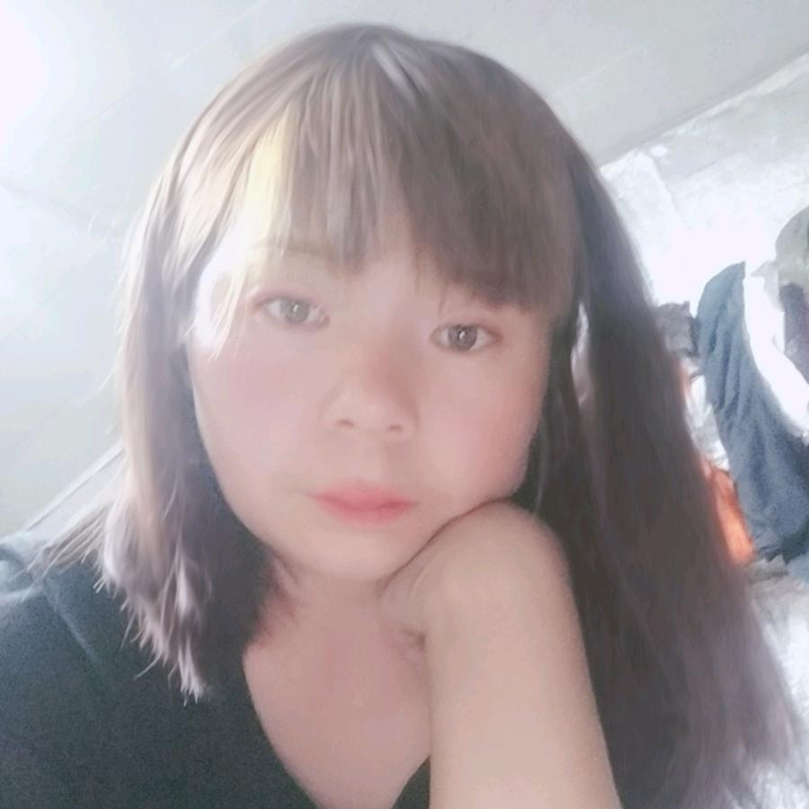 李芳