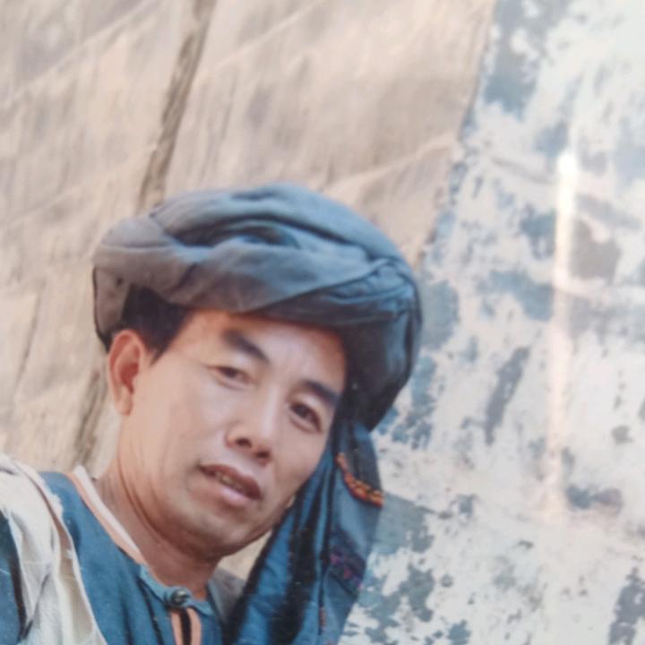 烟盒舞非遗传承人李海明，∴