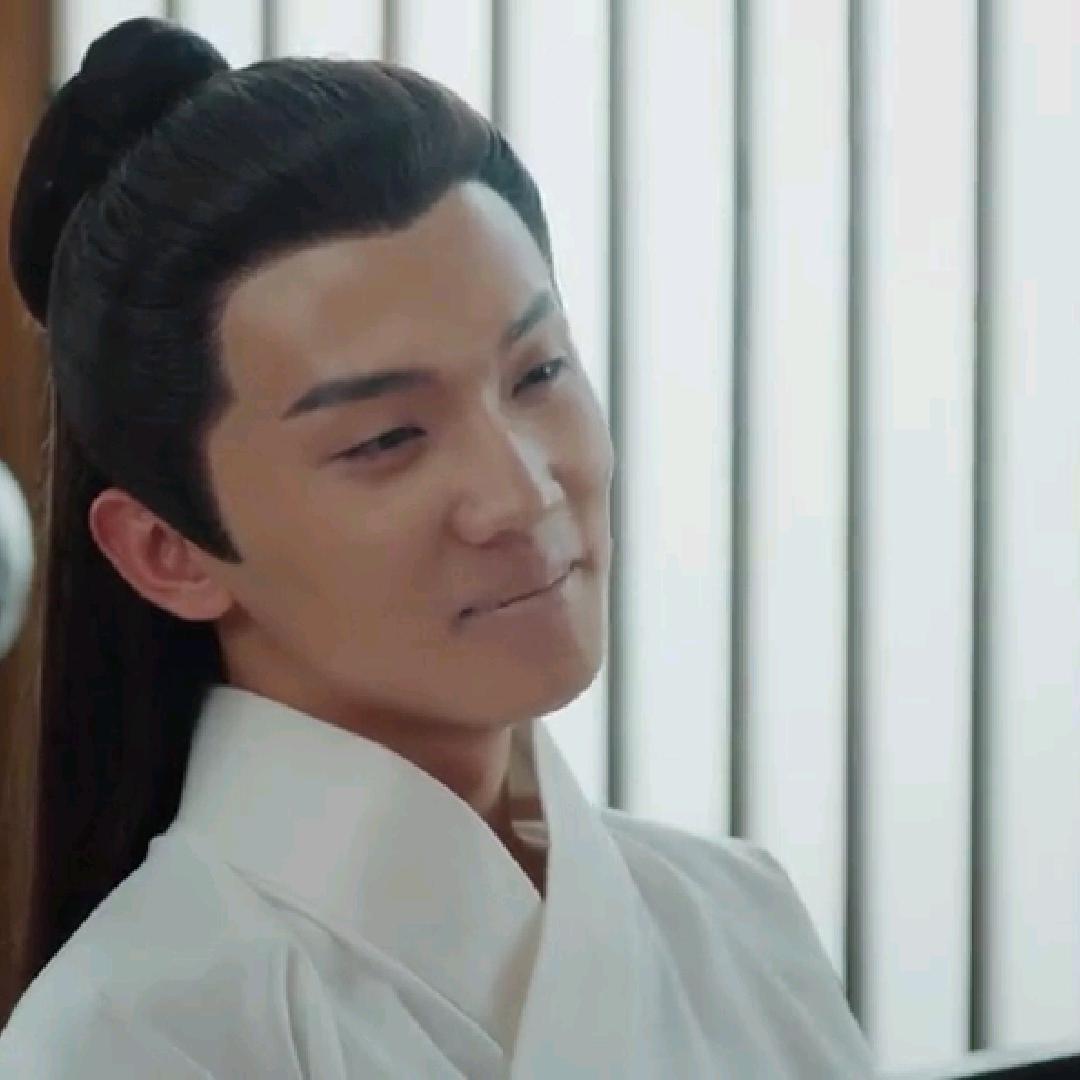 求你抱紧我,别哭我亲爱的人。