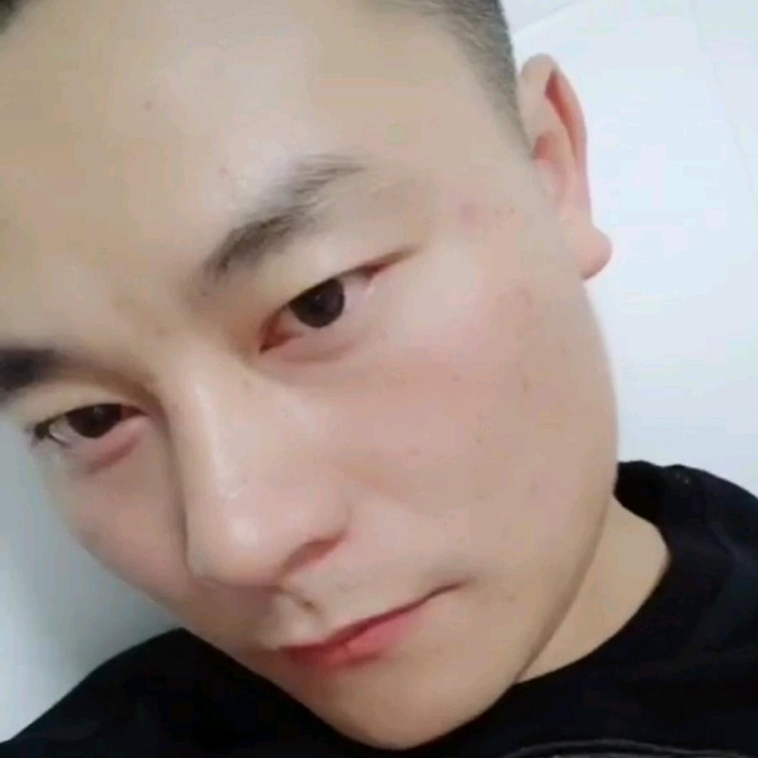 𓀙𓀠𓀤𓀥𓀫☼ ༺风的影子 ༻