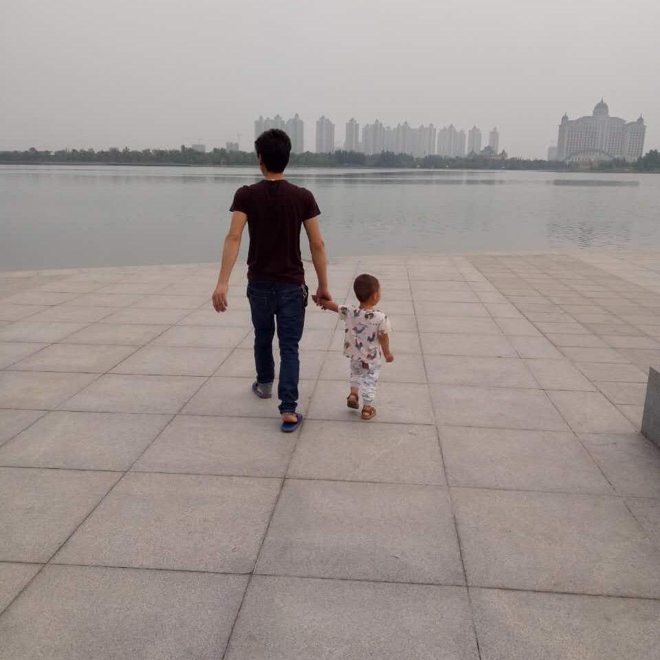 洛阳一一小老弟