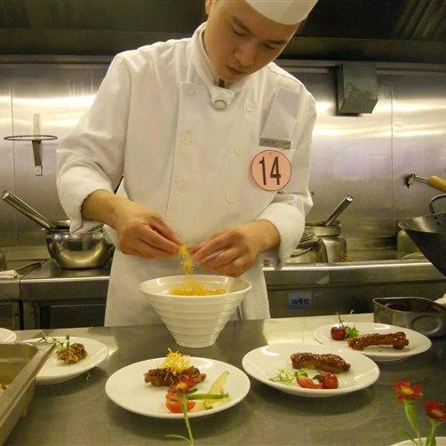 《五州道食府》何波