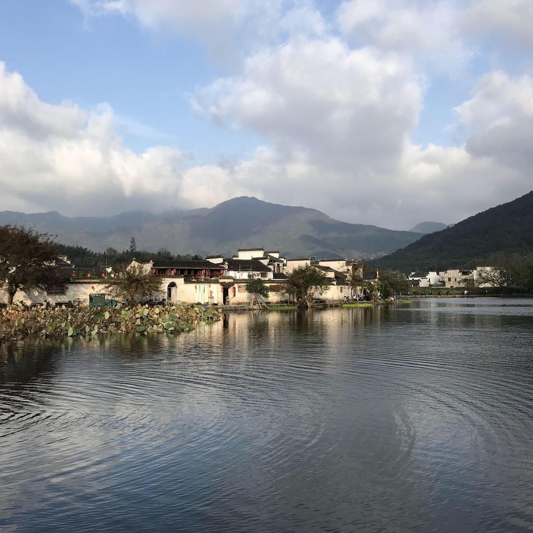 宇李同行