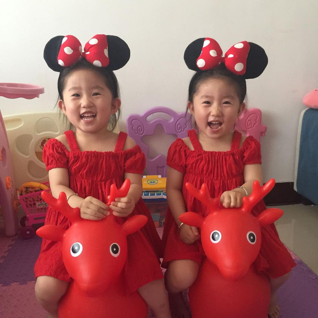 双胞胎 妍馨 👯妍如