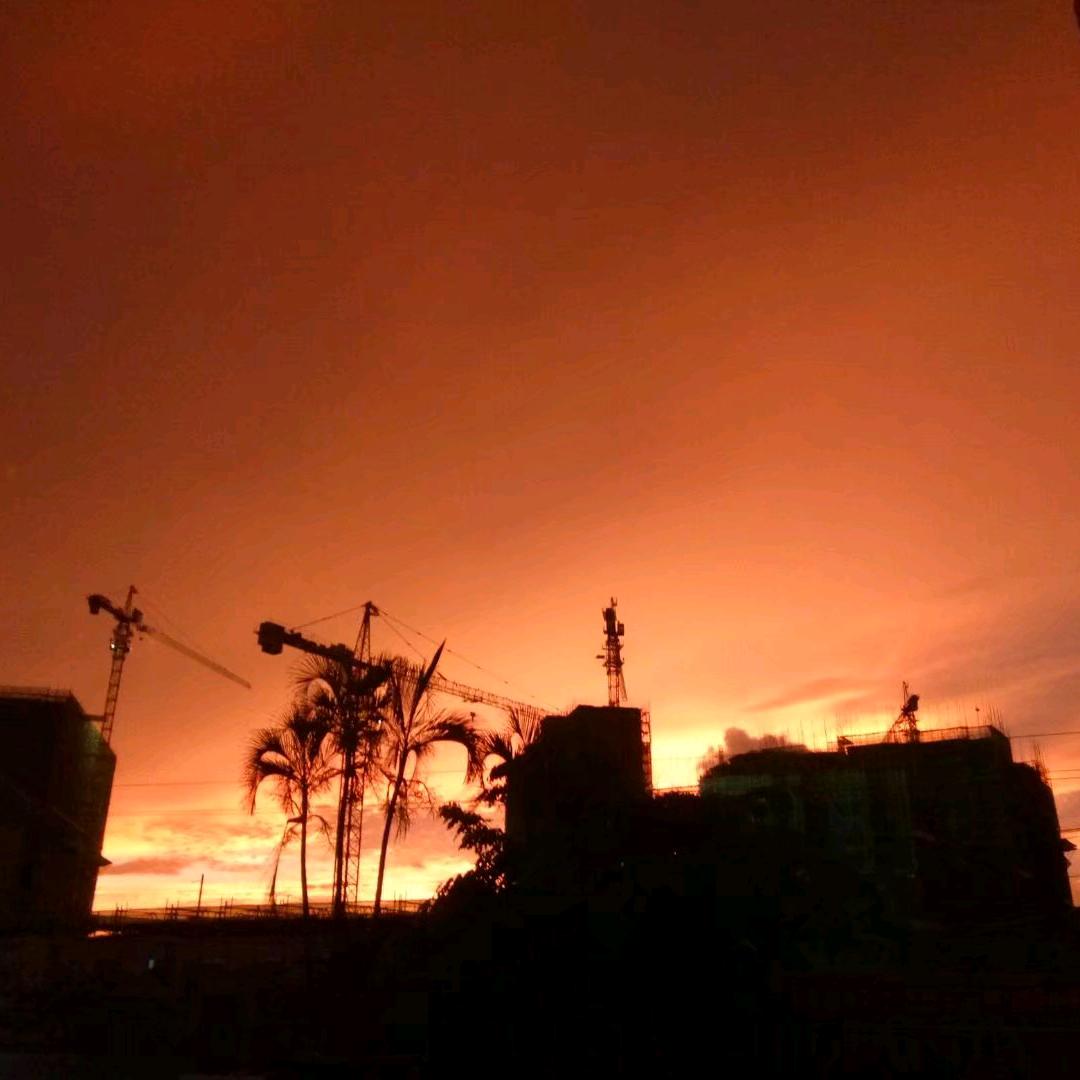 我在南渡江边