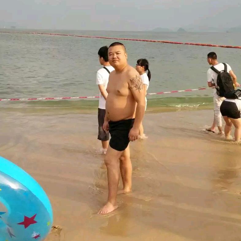 西北狼阿翔