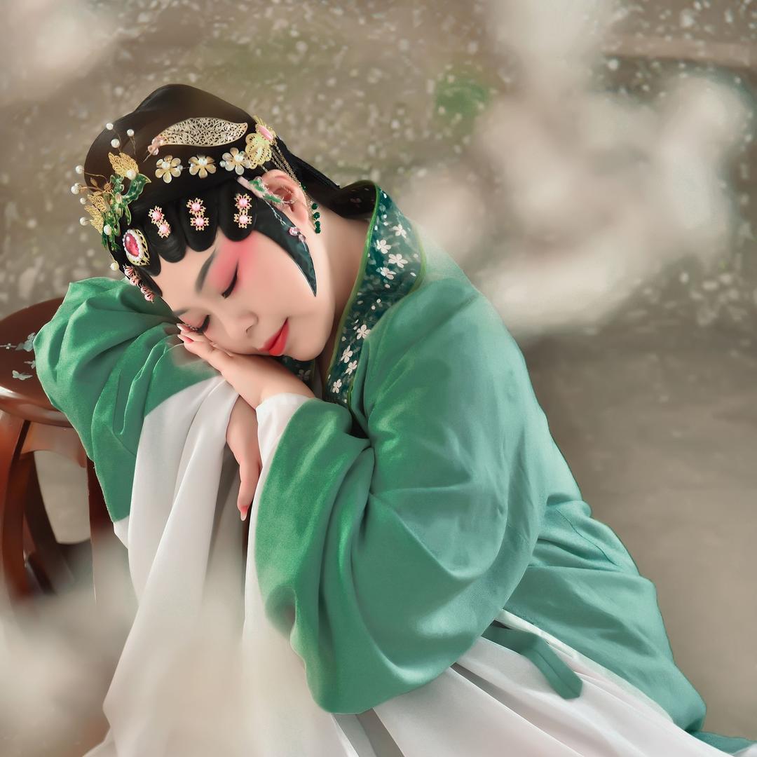 真皮小笼包