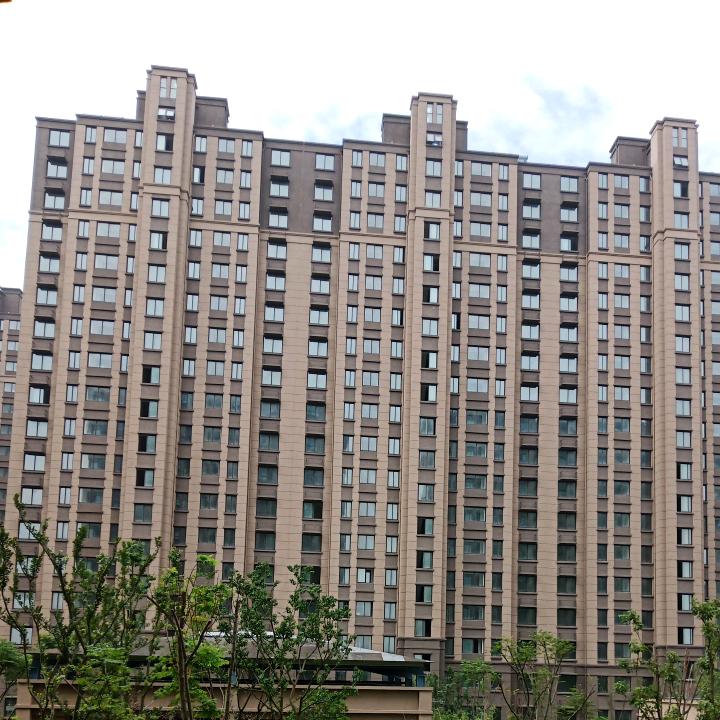 嘿;-)你好