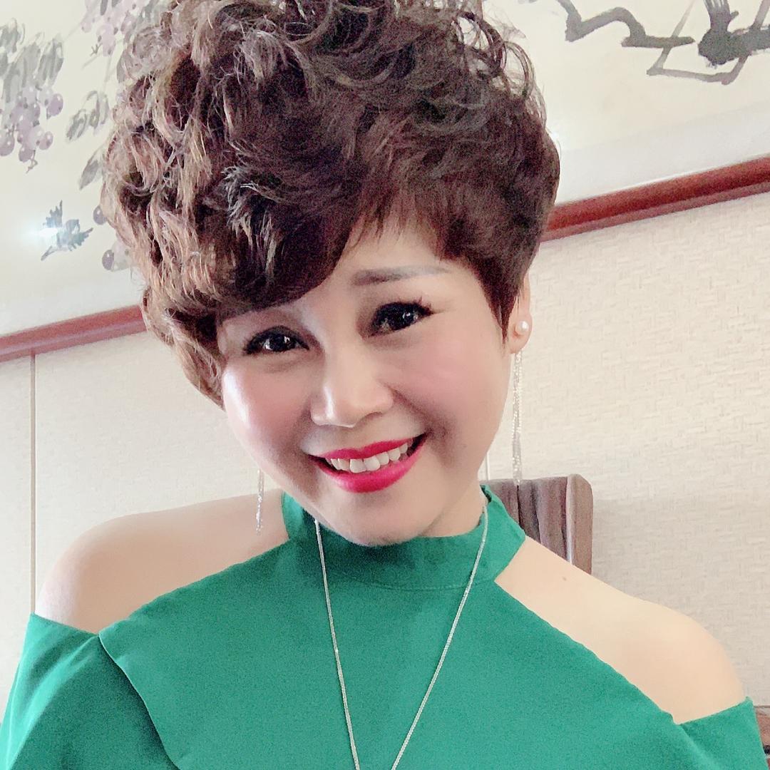 角美月姐服装店