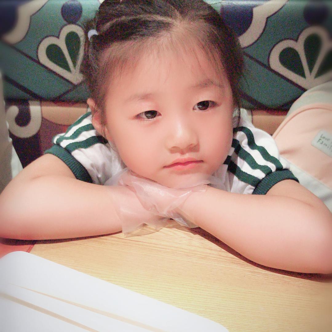 爱你呀，小依依