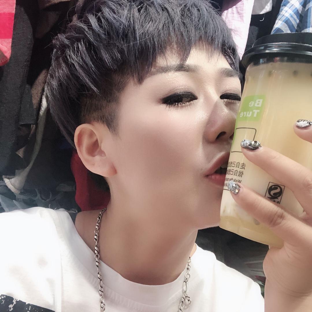 潮系服饰（现货号）