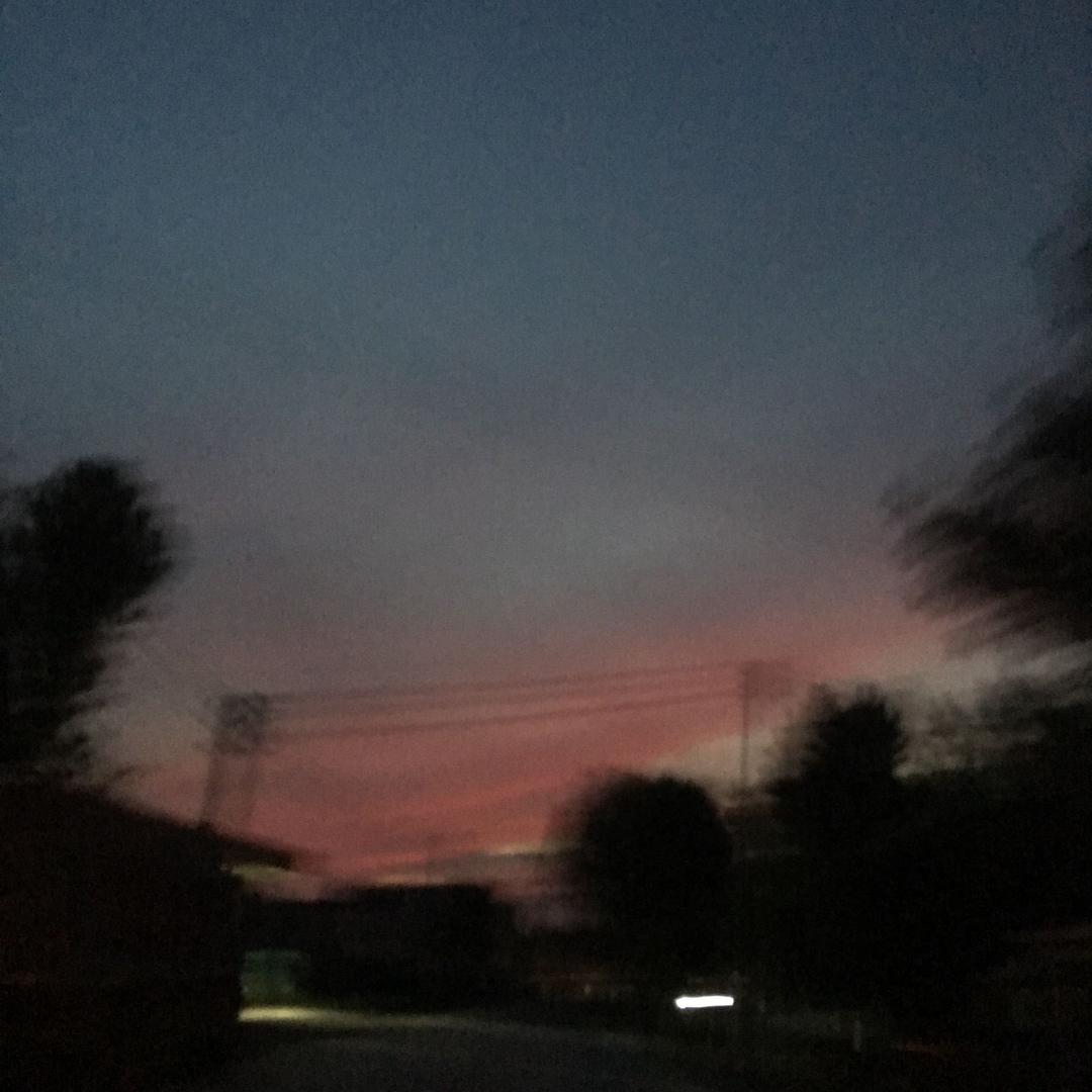 我姓肖，与你天涯共肖遥