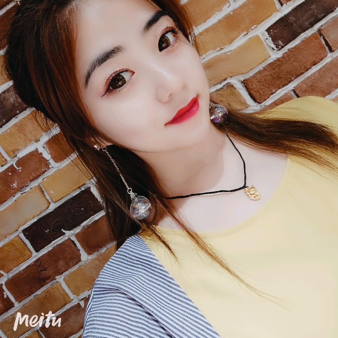国昱 TA.ta女装（二楼）