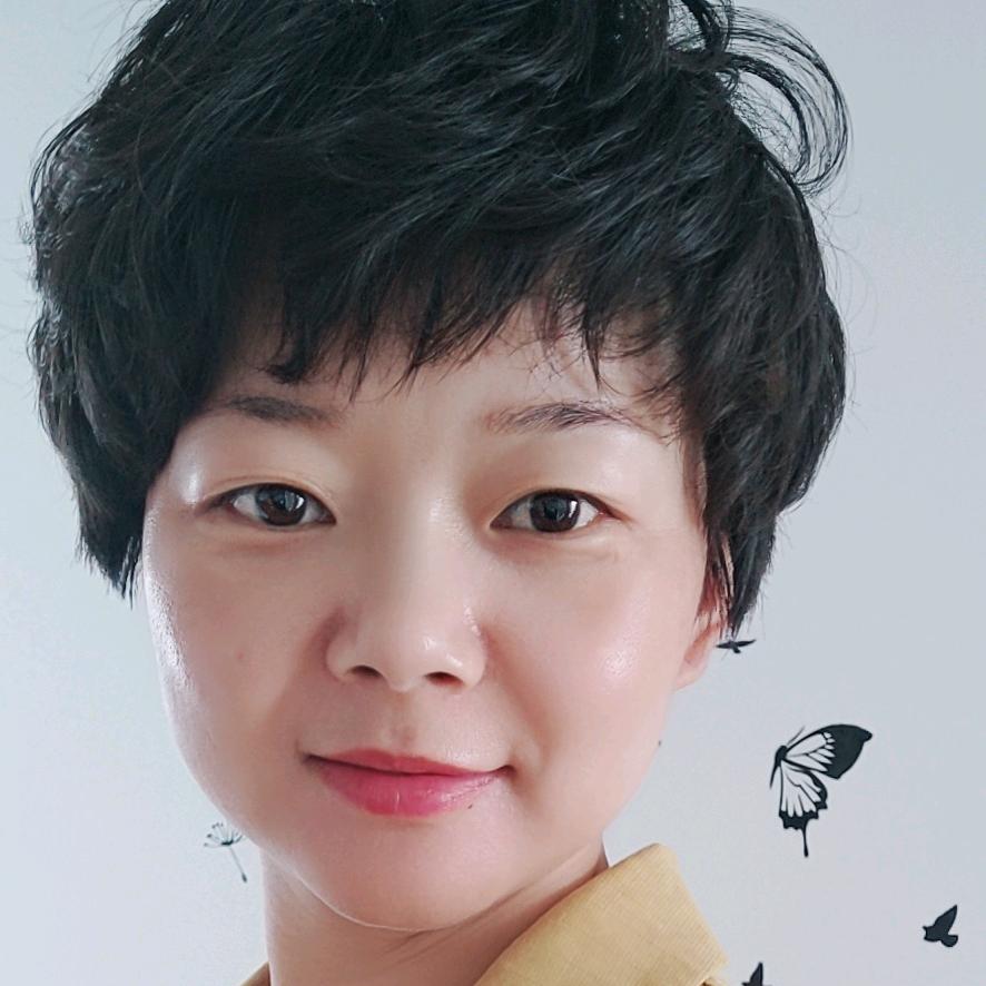 李 娅