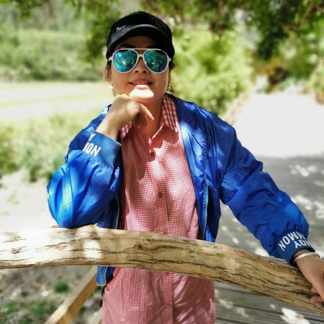 新都桥镇轩味318食府