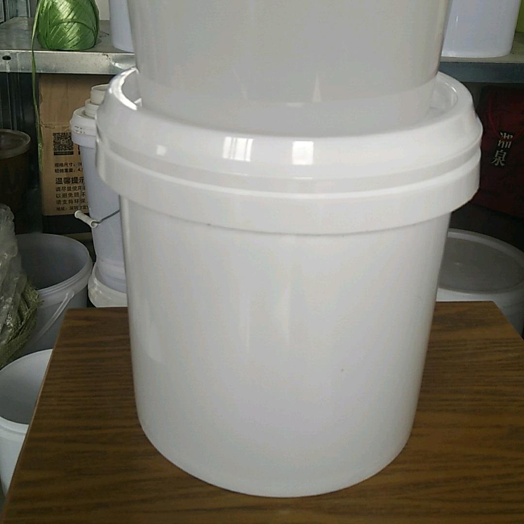 鸿发塑料制桶厂