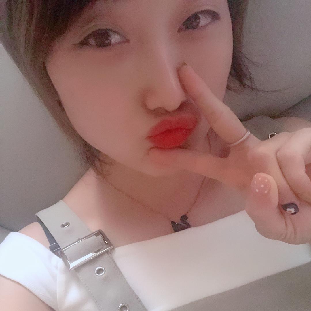 燕子美妆@@