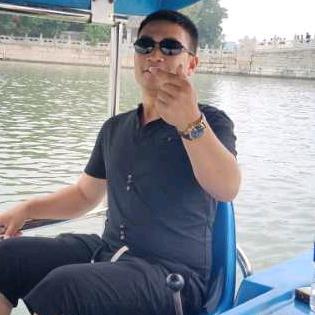 李鸿斌