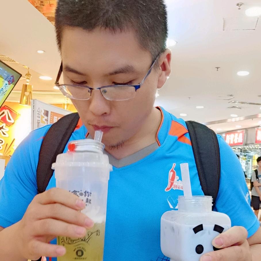 小李爱健身