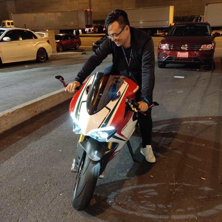 LaozGee 王公子🐼