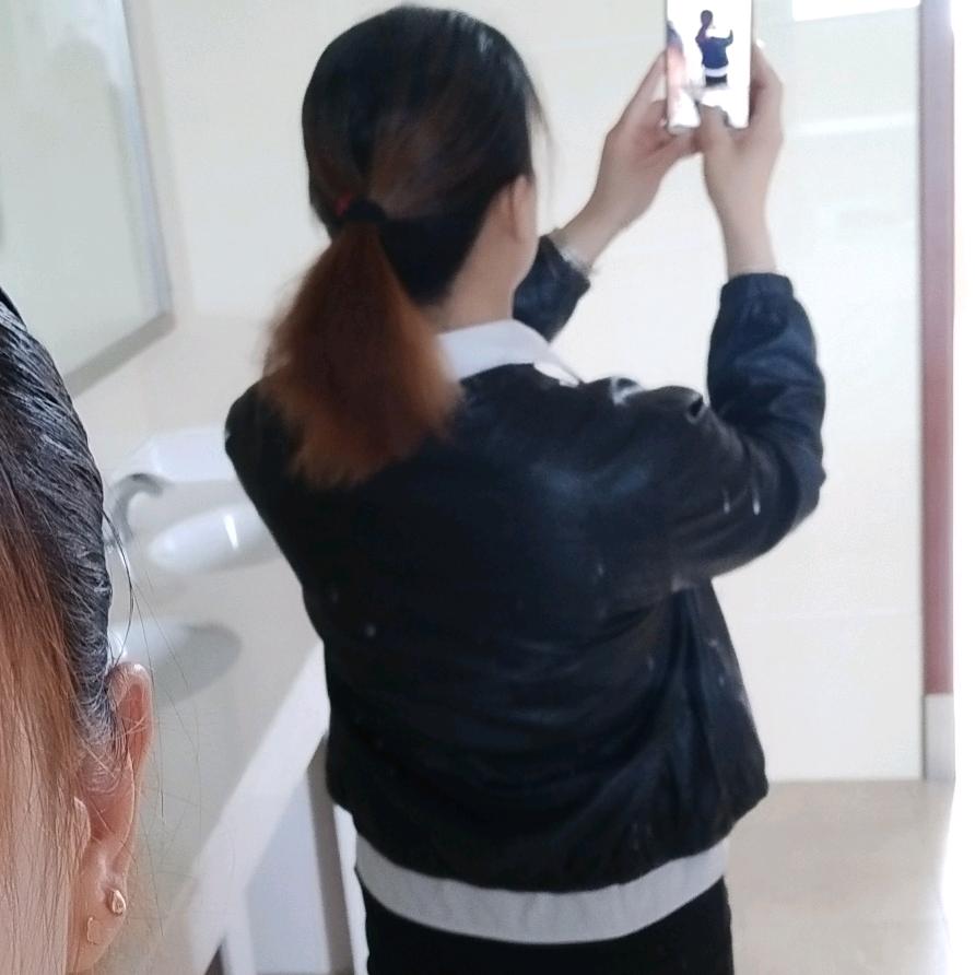 丑妞😂🌹