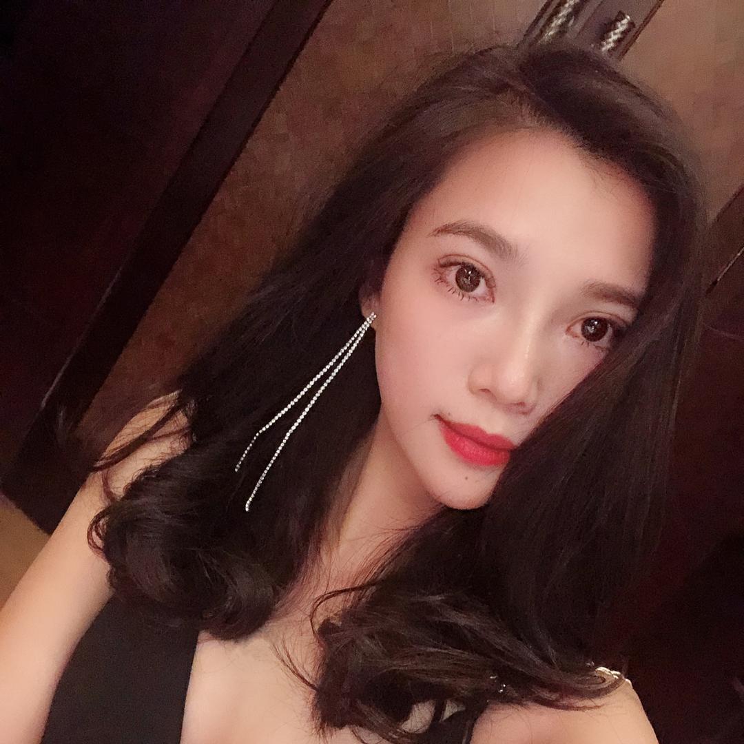 小美.