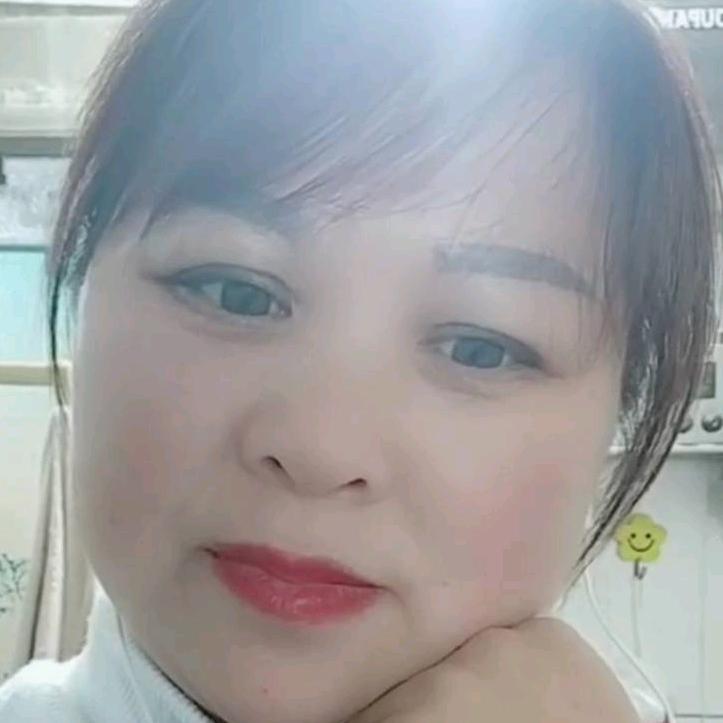 邓传丽，