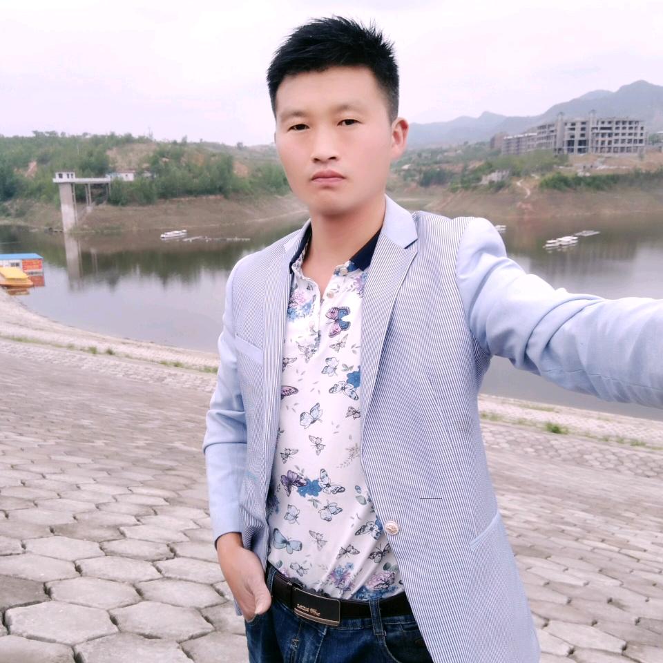 用户6951552917937追风