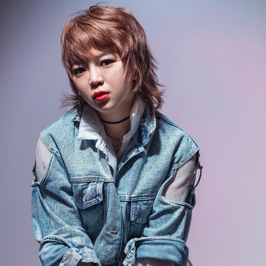 泉州女发型师艾米