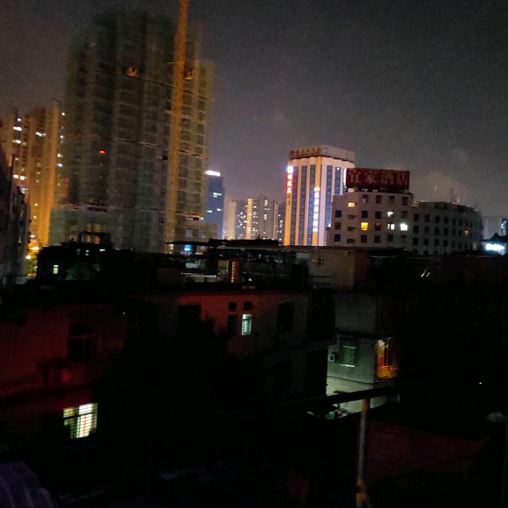 🇨🇳风雨無阻🇨🇳