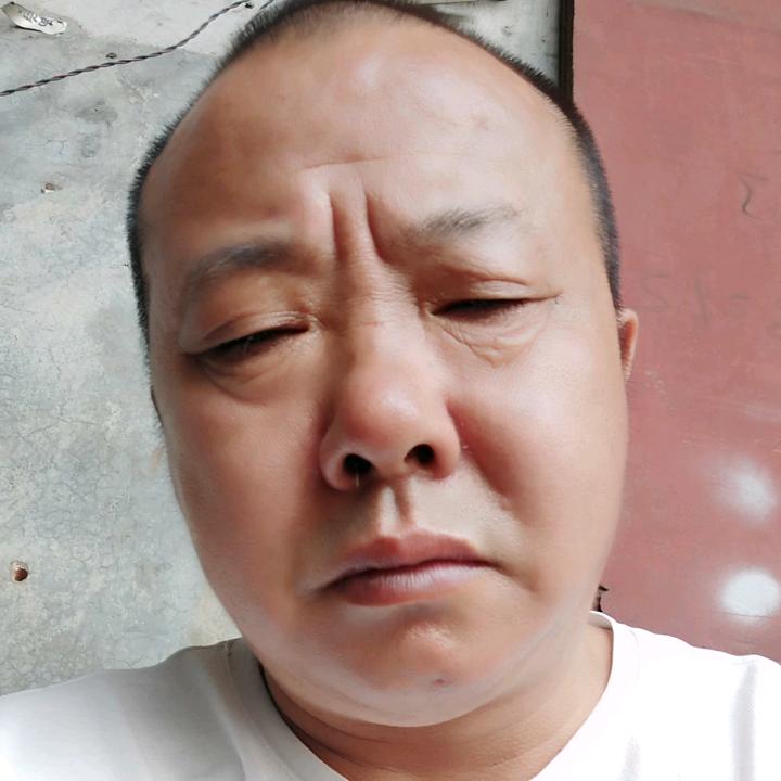 二哥老吃货（求关注）