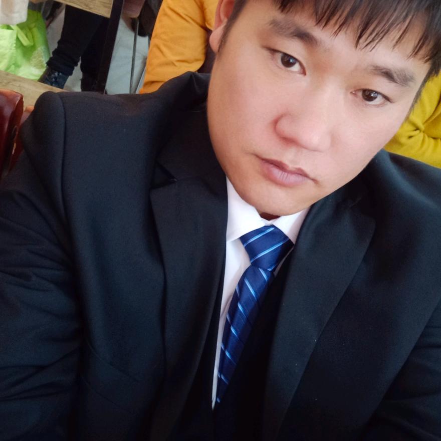 王