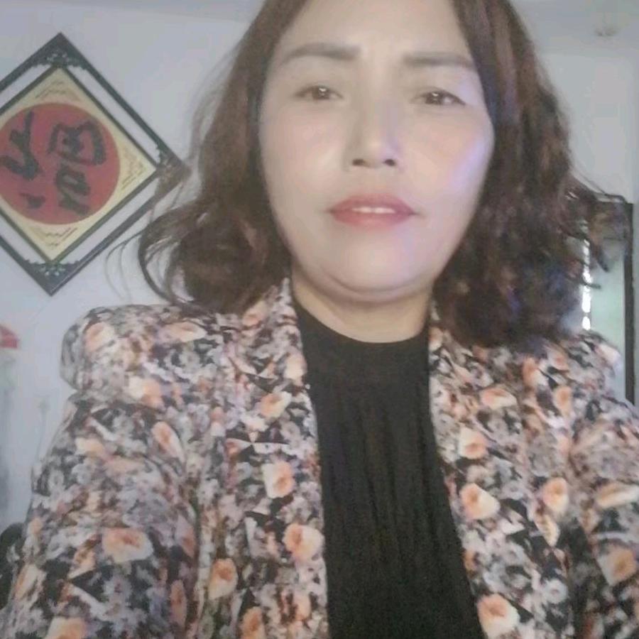 伊人素妆