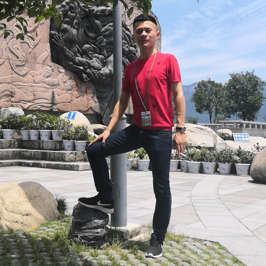 龙行天下