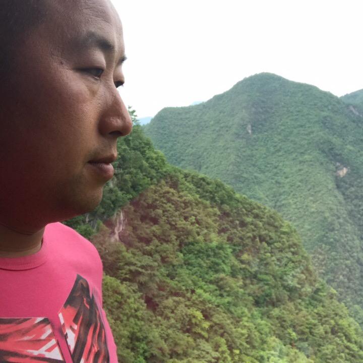 鑫毅汽修卜师傅