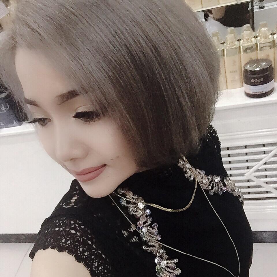 巴哈热木服装店
