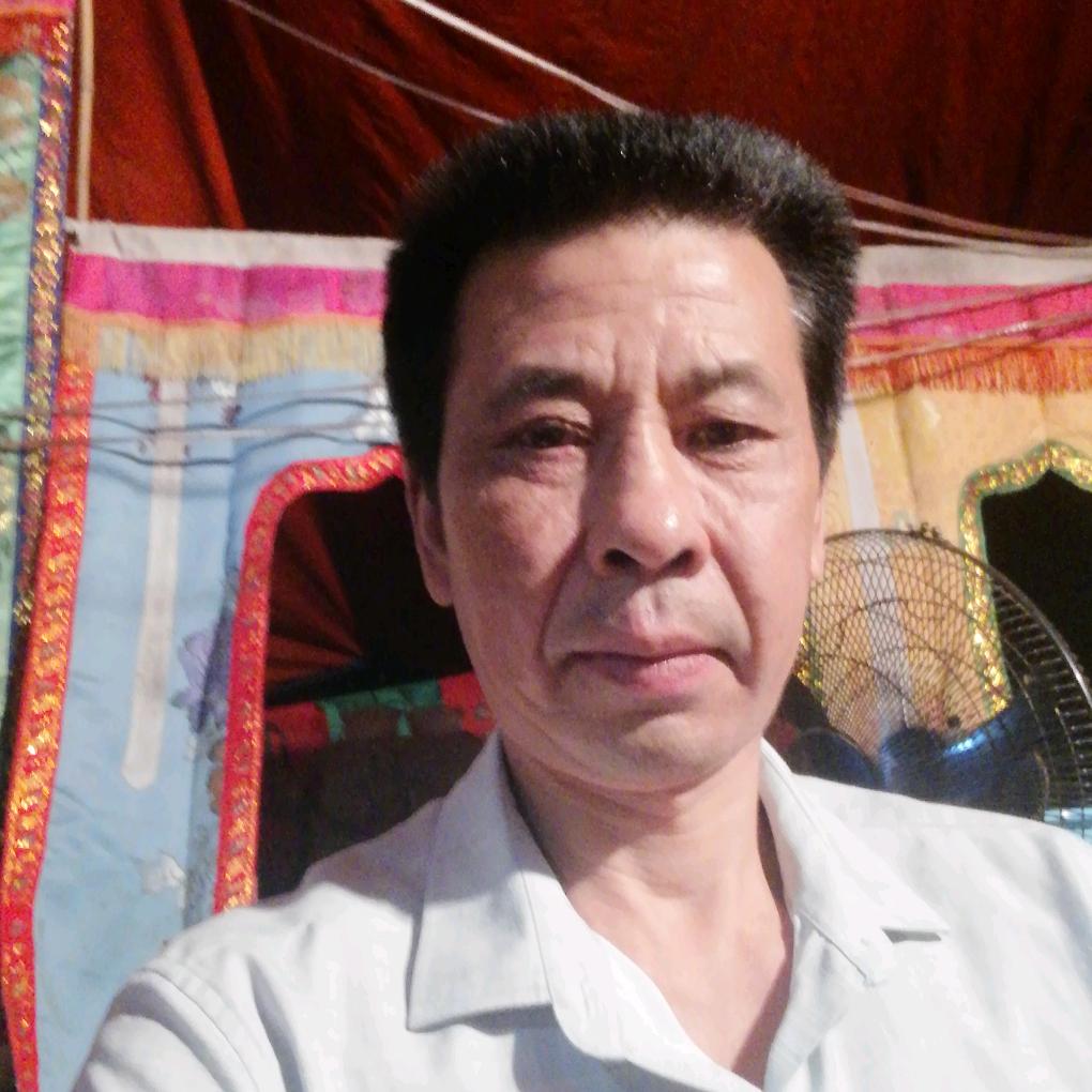 黄学玉