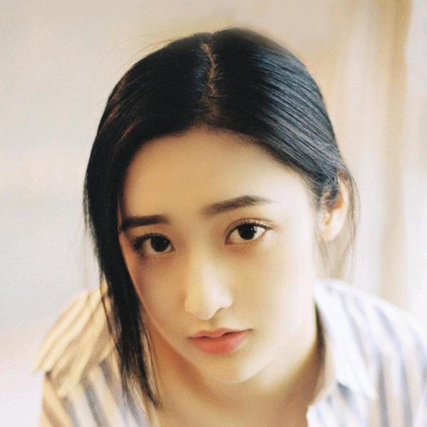 李
