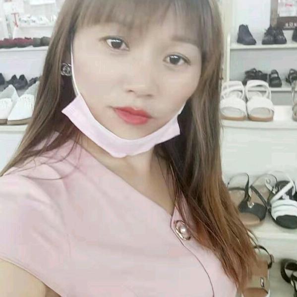 王艳（连赞拉黑）