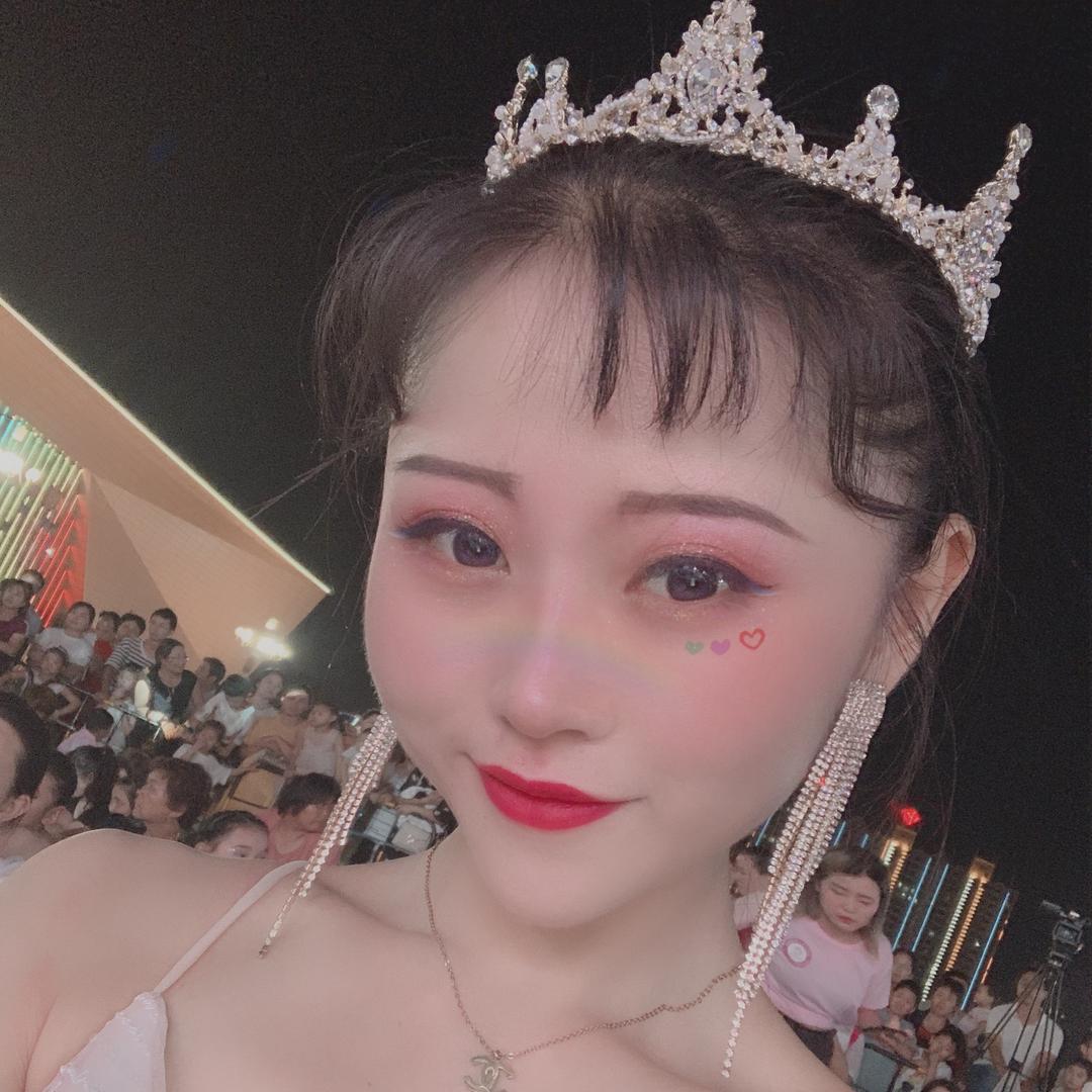 在方城教跳舞的千卉老师💃