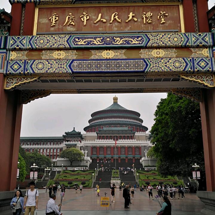 春暖花开。