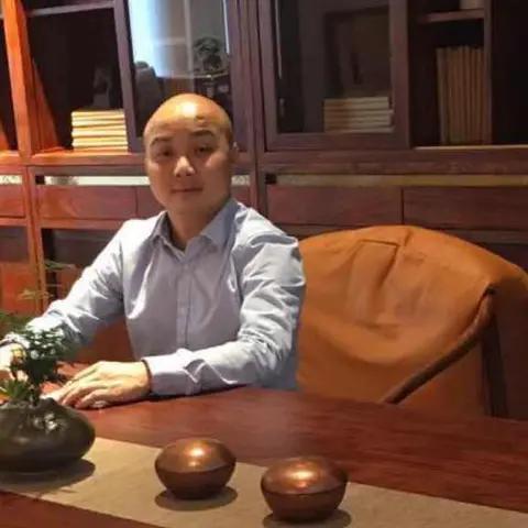 小钜人型材加工中心