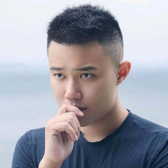 玩消失的娃