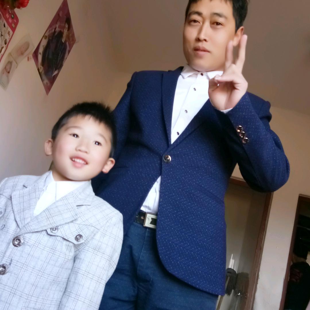 赖小芳
