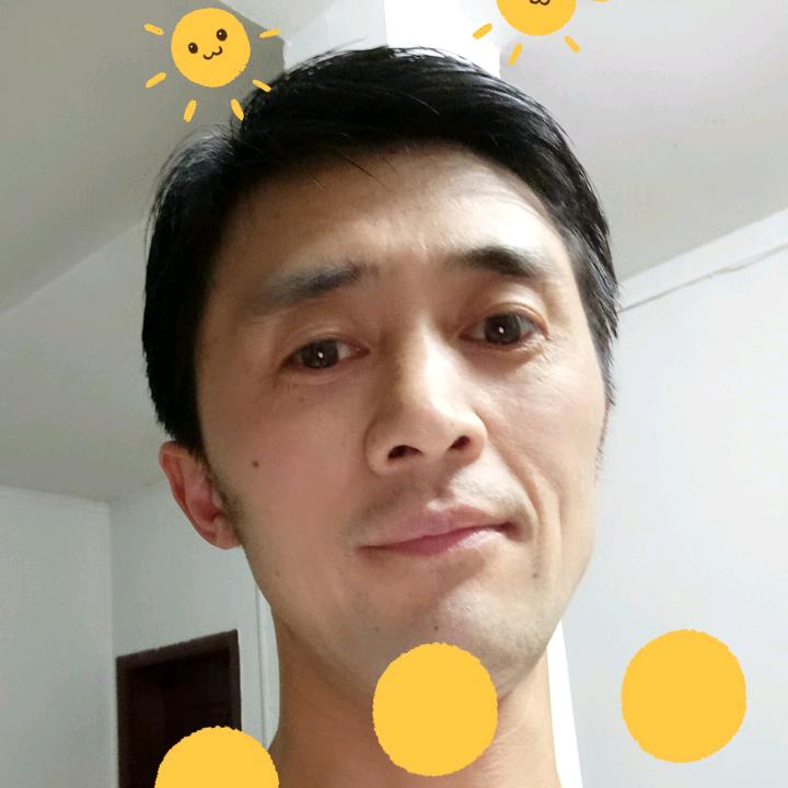 y 阳光